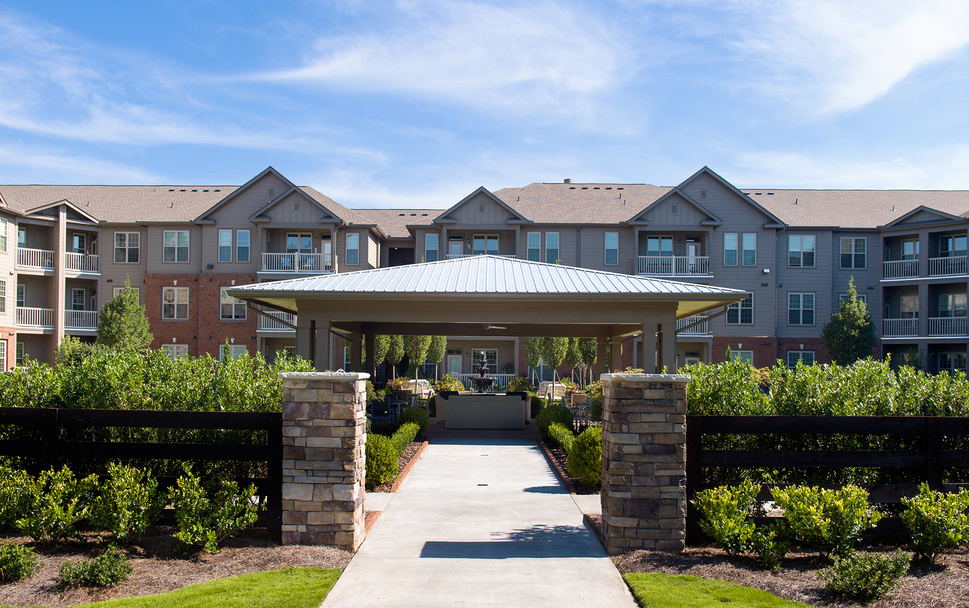 Legacy at Walton Bluegrass Apartments in Alpharetta, GA